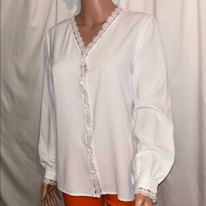 Size S - Elegant White Lace Trim Blouse
